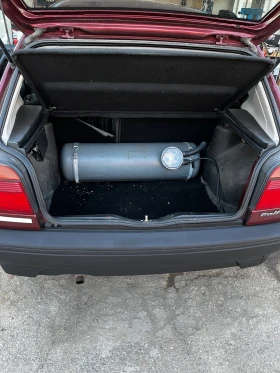 VW Golf 1.8 - 750 € / 1466.87 лв. - 22636793 8