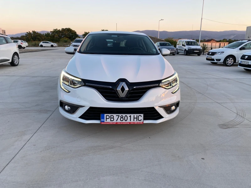 Renault Megane В-Гаранция-6-M/T-110кс, снимка 9 - Автомобили и джипове - 37424497