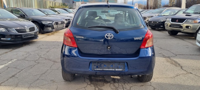 Toyota Yaris 1.0i Газов инжекцион ITALY ЛИЗИНГ, снимка 5 - Автомобили и джипове - 39776076