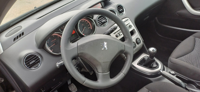 Peugeot 308 1.4/95к.с , снимка 17 - Автомобили и джипове - 45967056