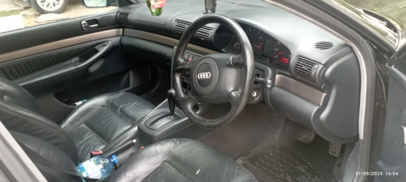 Audi A4, снимка 4 - Автомобили и джипове - 47696448