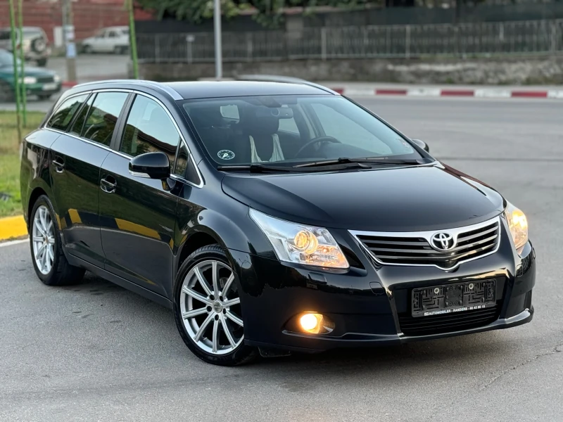 Toyota Avensis 2.0 D-4D Климатроник* Печка* Подгрев, снимка 1 - Автомобили и джипове - 47337266