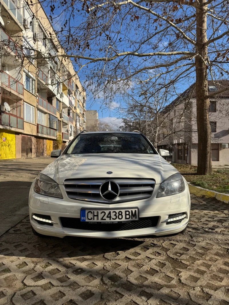 Mercedes-Benz C 220, снимка 1 - Автомобили и джипове - 48336331