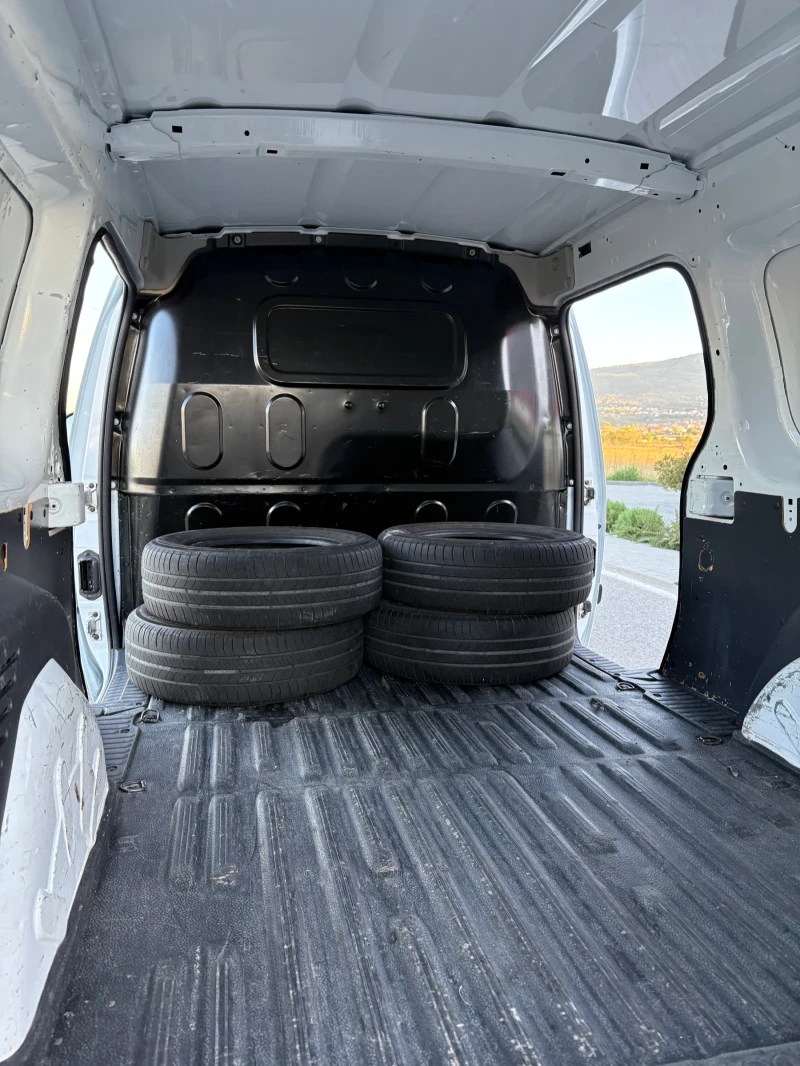 Renault Kangoo Maxi ( Две странични врати), снимка 14 - Автомобили и джипове - 52571005