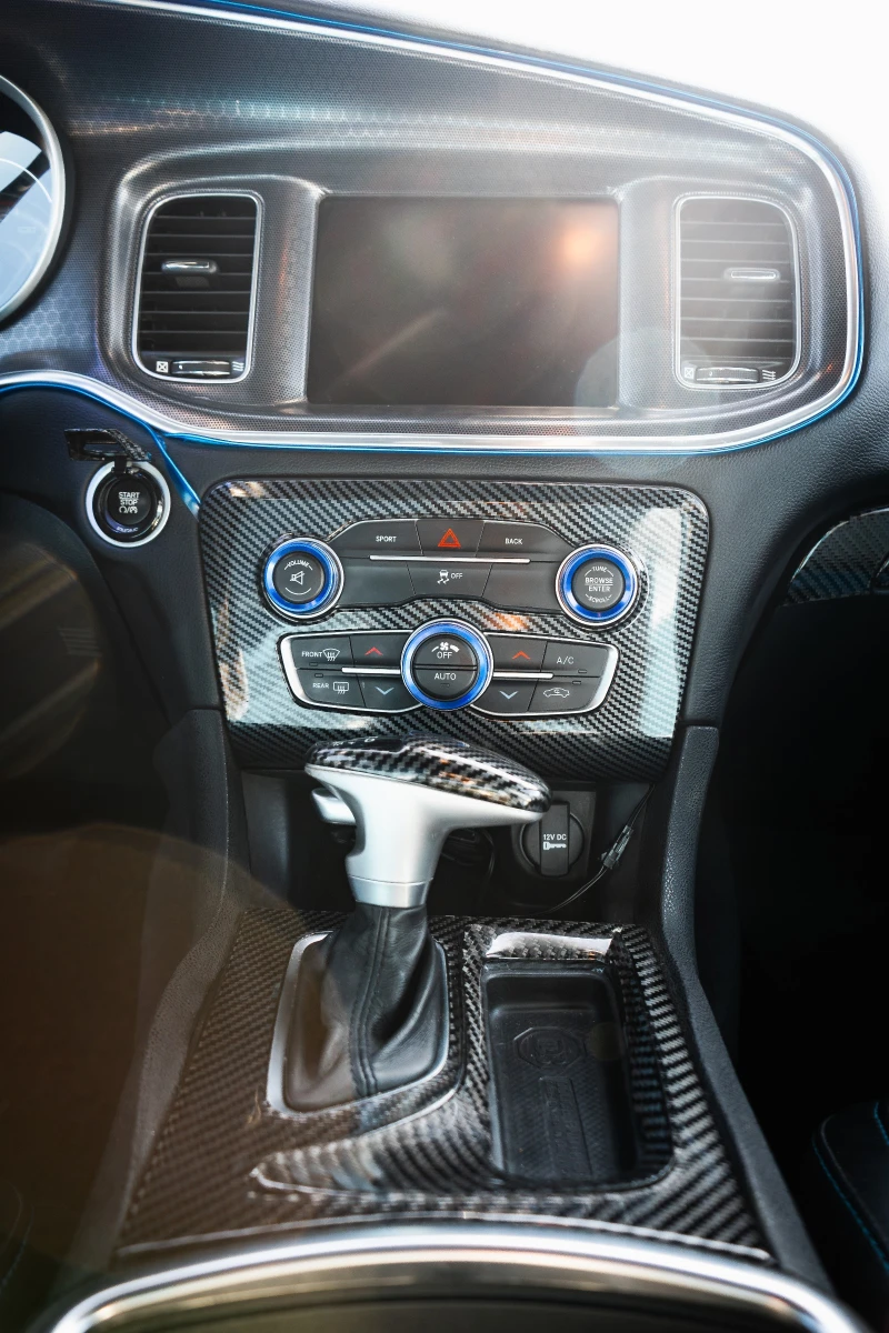 Dodge Charger 5.7 HEMI 420HP, снимка 13 - Автомобили и джипове - 52284580