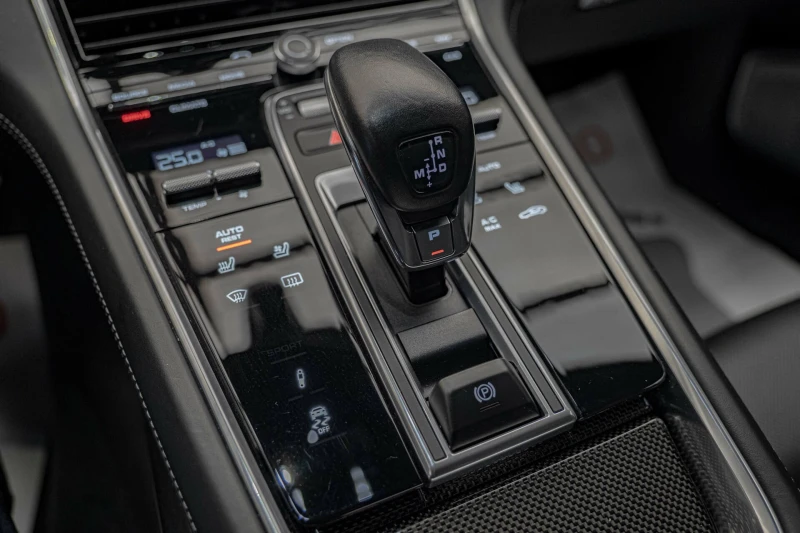 Porsche Panamera Turbo/Executive/RSE/PDCC Sport/PDLS + /PCCB/Carbon, снимка 9 - Автомобили и джипове - 52049373