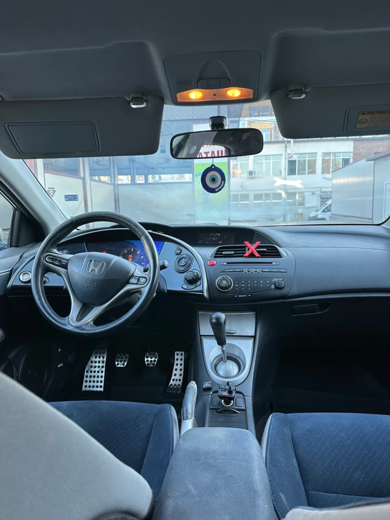 Honda Civic 1.8, снимка 4 - Автомобили и джипове - 52843205