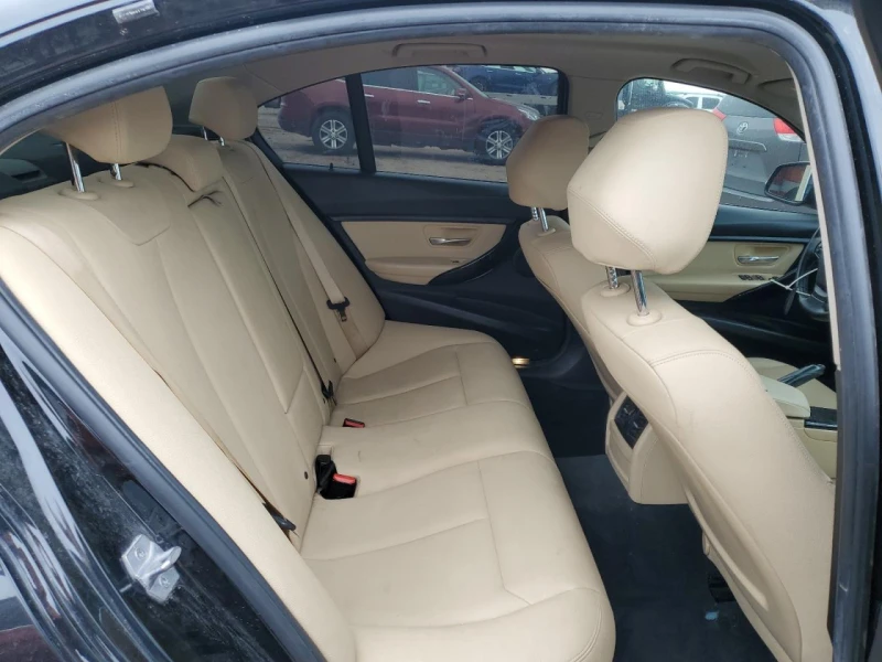 BMW 320 KEYLESS* КАМЕРА* ПОДГРЕВ, снимка 10 - Автомобили и джипове - 52376852