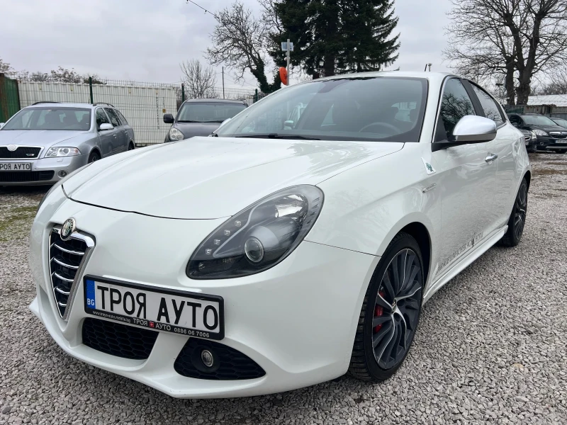 Alfa Romeo Giulietta Quadrifoglio 1.75Т* ШВЕЙЦАРИЯ* КОЖА* НАВИ* , снимка 2 - Автомобили и джипове - 52772842