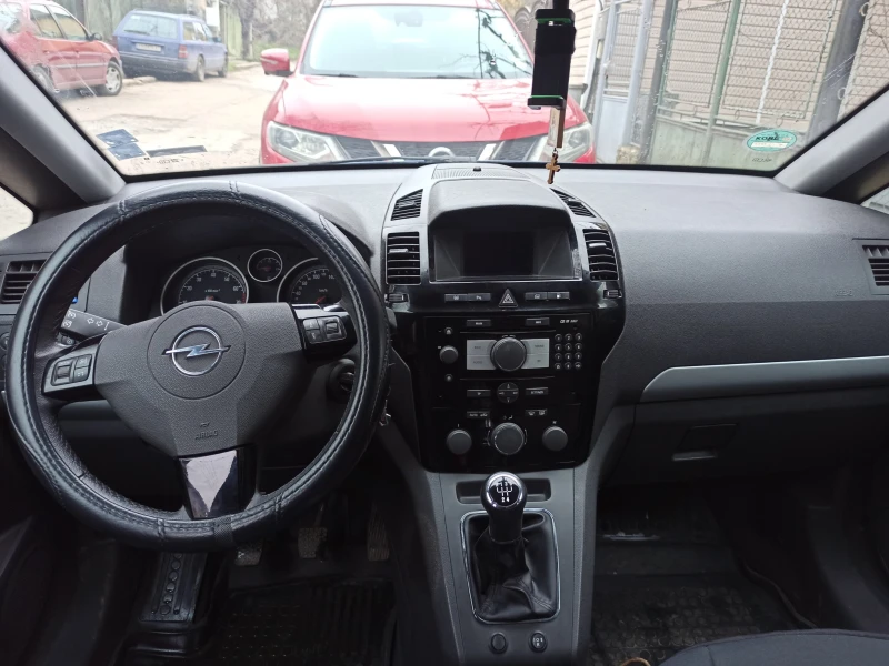 Opel Zafira, снимка 3 - Автомобили и джипове - 52792427