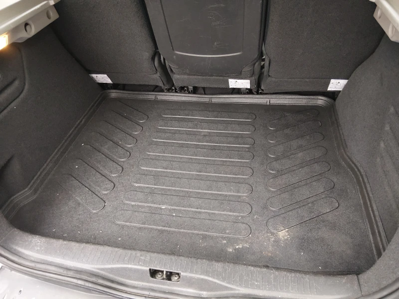 Renault Scenic 3, снимка 11 - Автомобили и джипове - 53387870