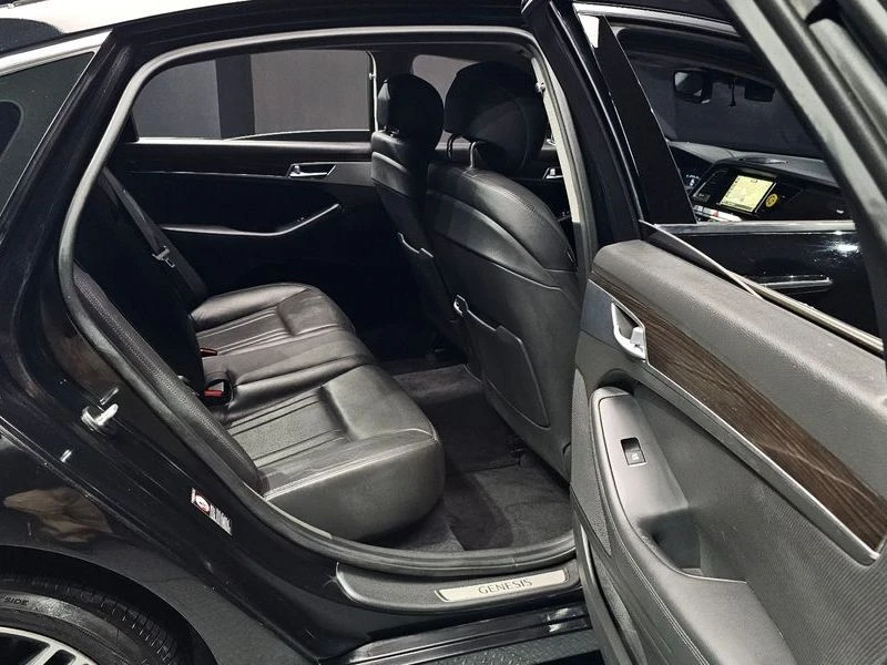 Genesis G80 3.3 Automatic, снимка 16 - Автомобили и джипове - 55598997