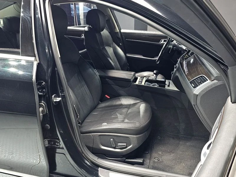 Genesis G80 3.3 Automatic, снимка 8 - Автомобили и джипове - 55598997
