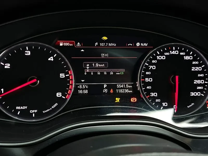 Audi A6 40 Tdi Quattro Premium C7, снимка 8 - Автомобили и джипове - 55816925