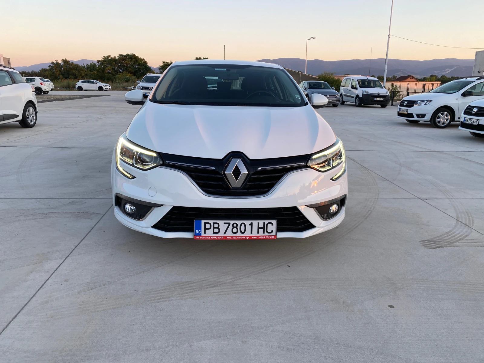 Renault Megane С-Гаранция-6-M/T-110кс - изображение 9