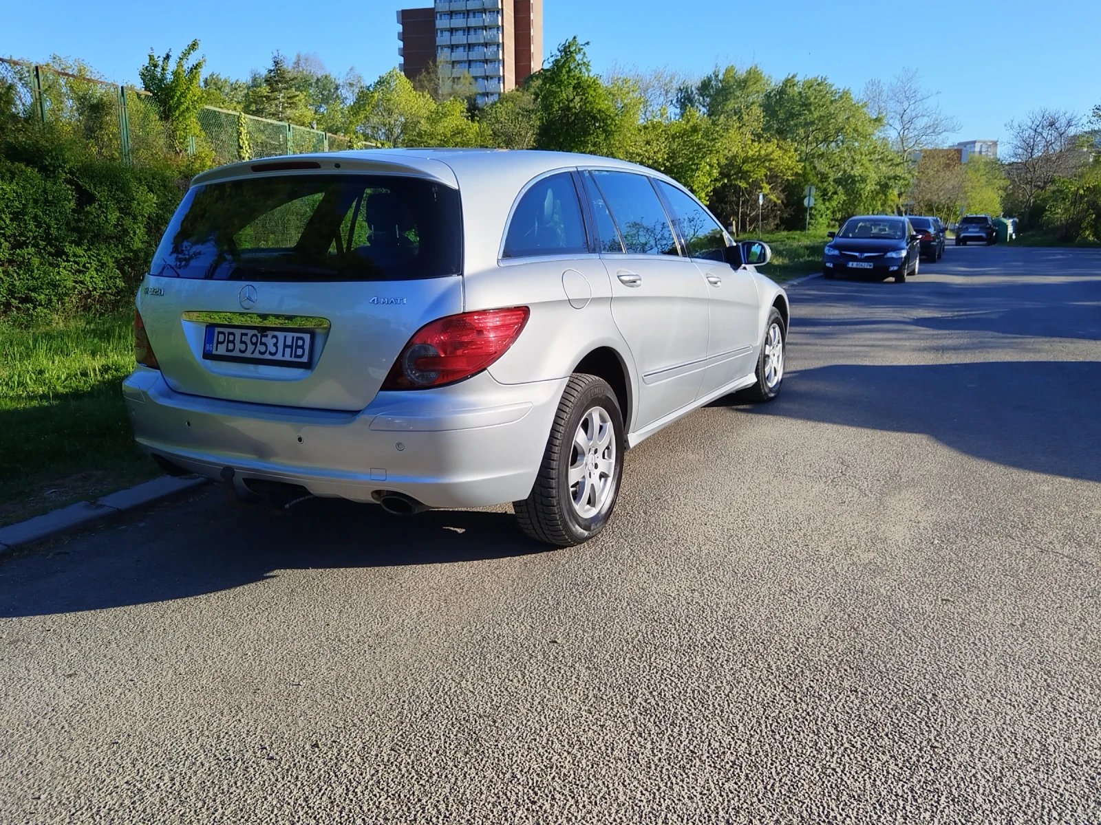 Mercedes-Benz R 320  - изображение 4