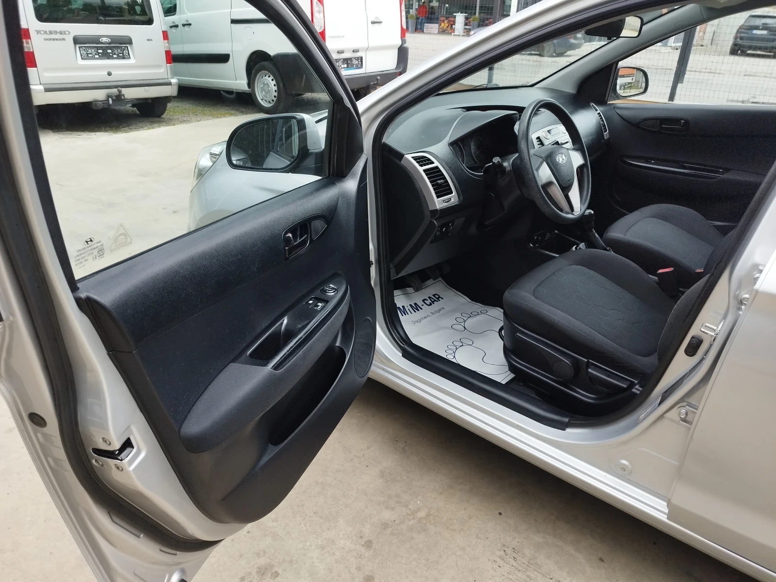 Hyundai I20 1.2i - изображение 9