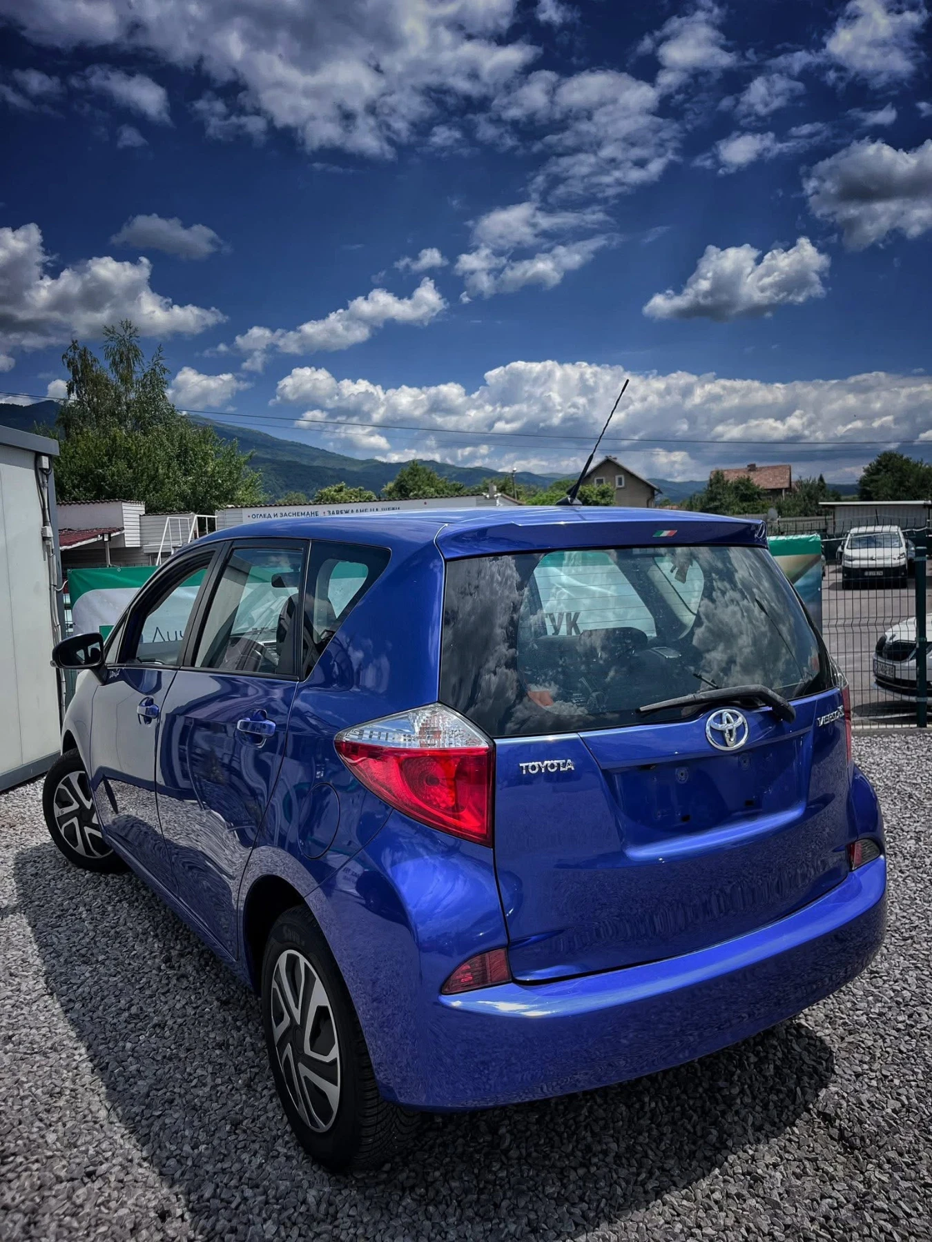 Toyota Verso S  - изображение 2