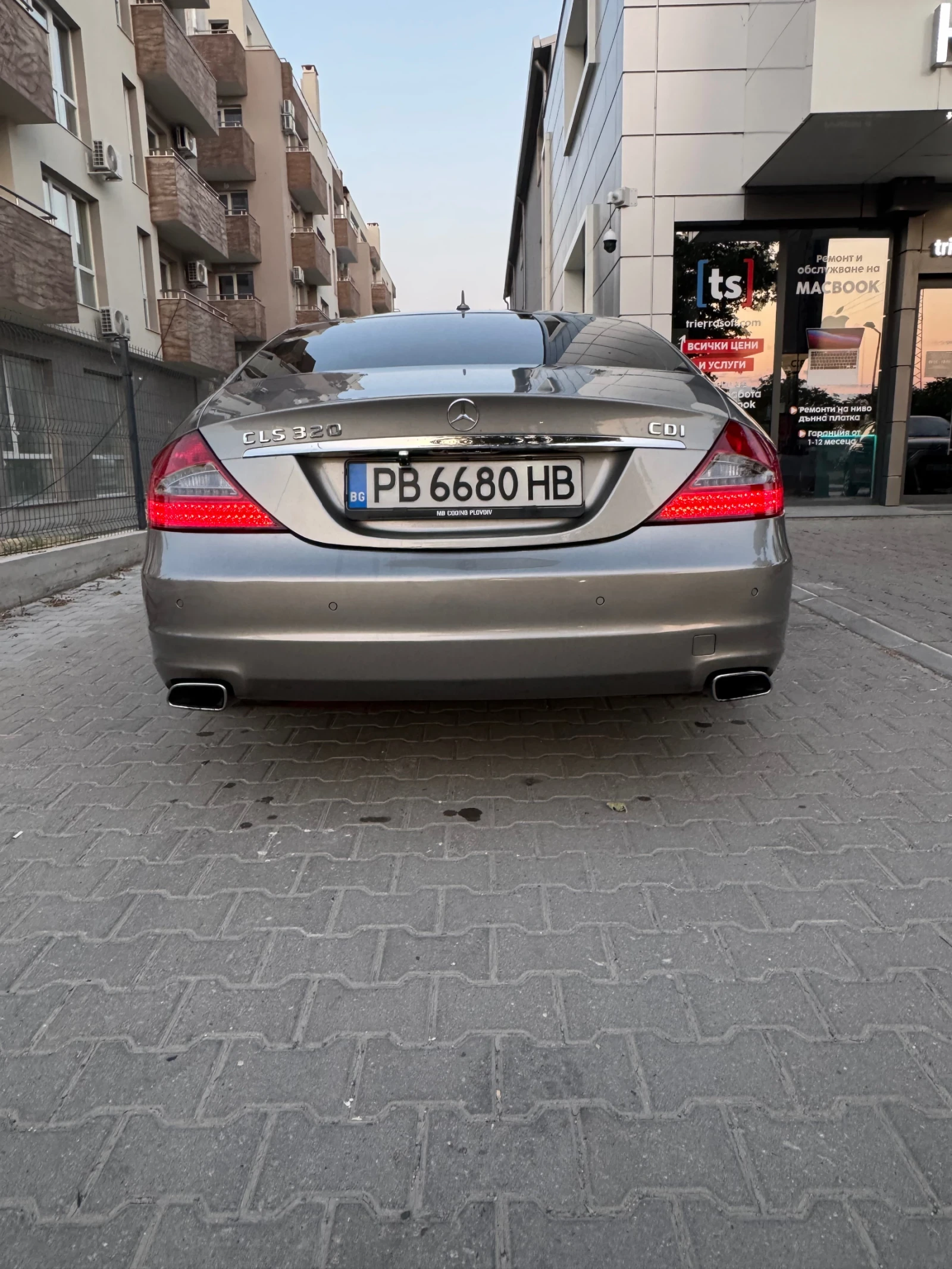 Mercedes-Benz CLS 320  - изображение 5