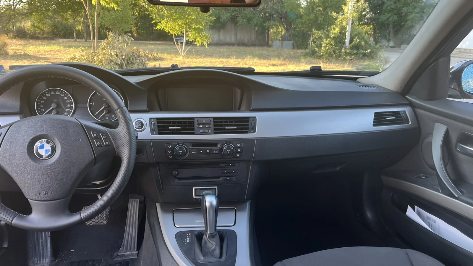 BMW 320 2.0D 163кс. Автоматик - изображение 5