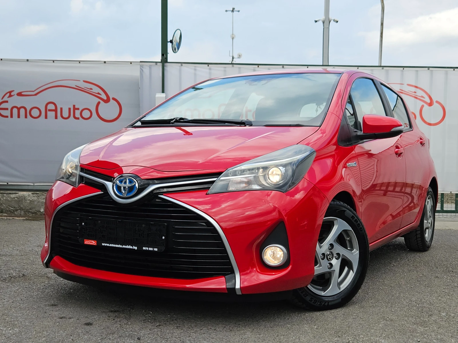 Toyota Yaris 1.5HYBRID/AVTOMAT/LED/NAVI/БЛУТУТ/EURO 6B/ТОП - изображение 7