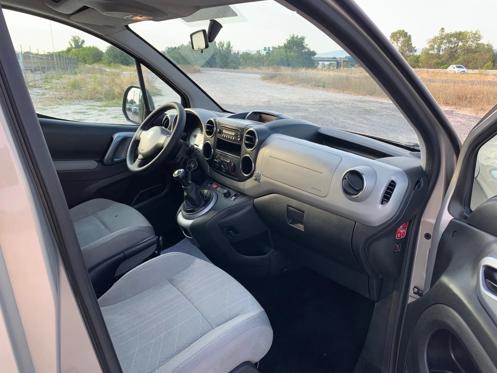 Peugeot Partner 1.6hdi - изображение 8