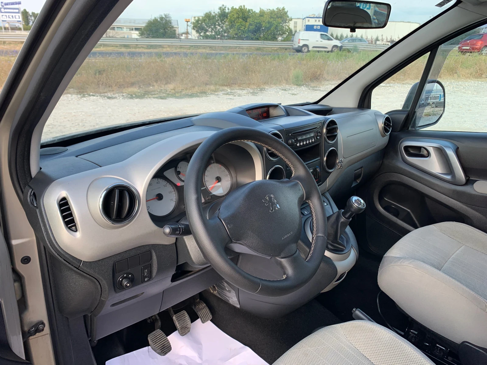 Peugeot Partner 1.6hdi - изображение 9