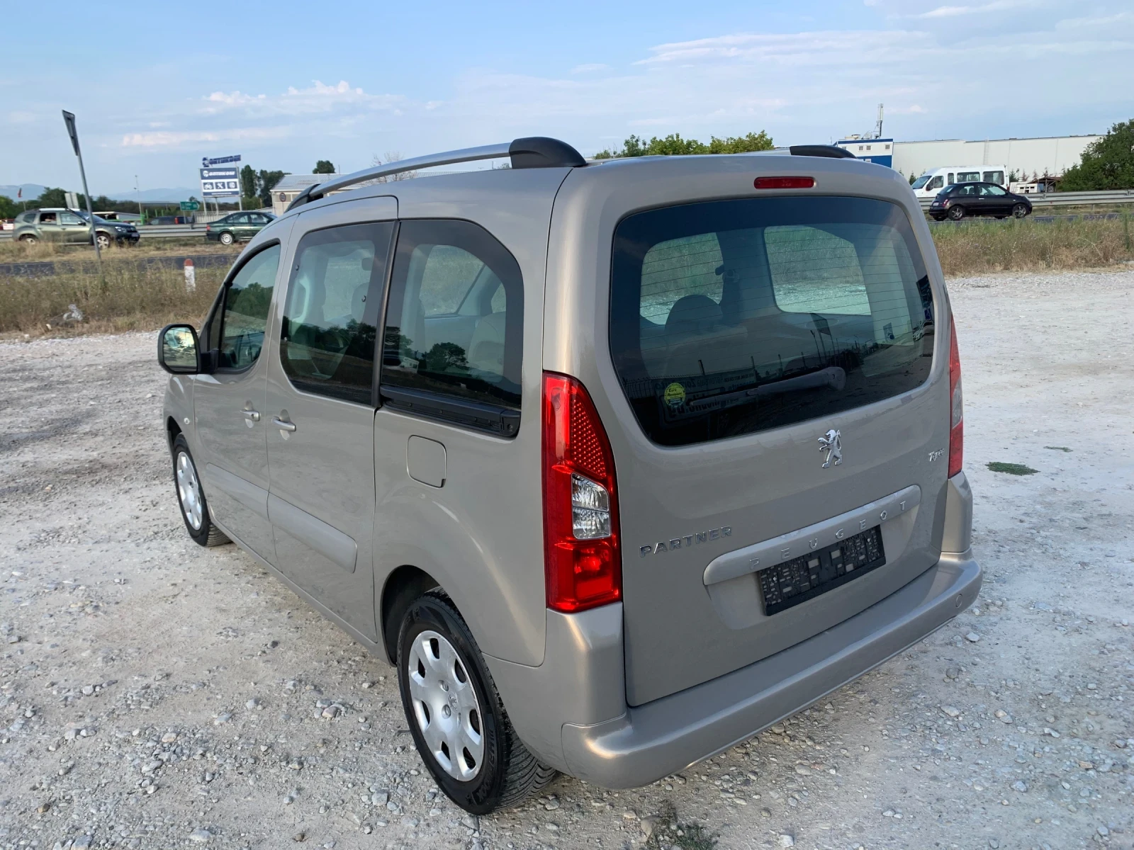 Peugeot Partner 1.6hdi - изображение 7