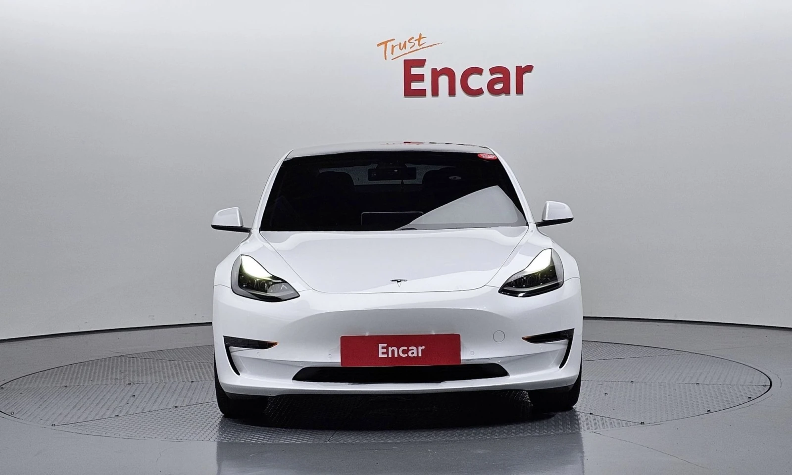Tesla Model 3 Model 3 Standard Range Plus - изображение 3