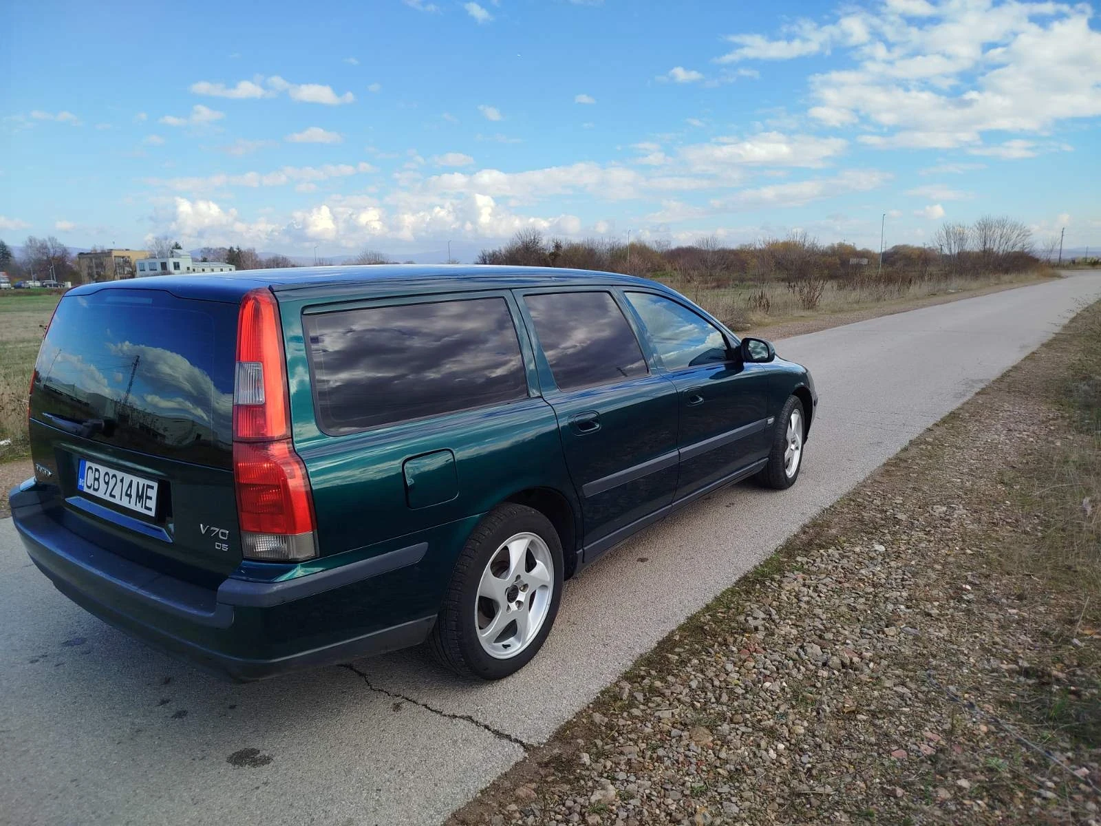 Volvo V70 2.4 D5 - изображение 4