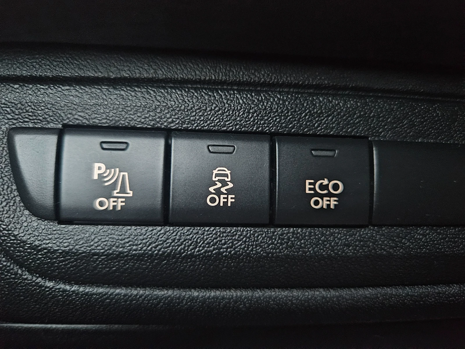 Peugeot 2008 1.6 e-HDI 120  . 6 . | Mobile.bg   11