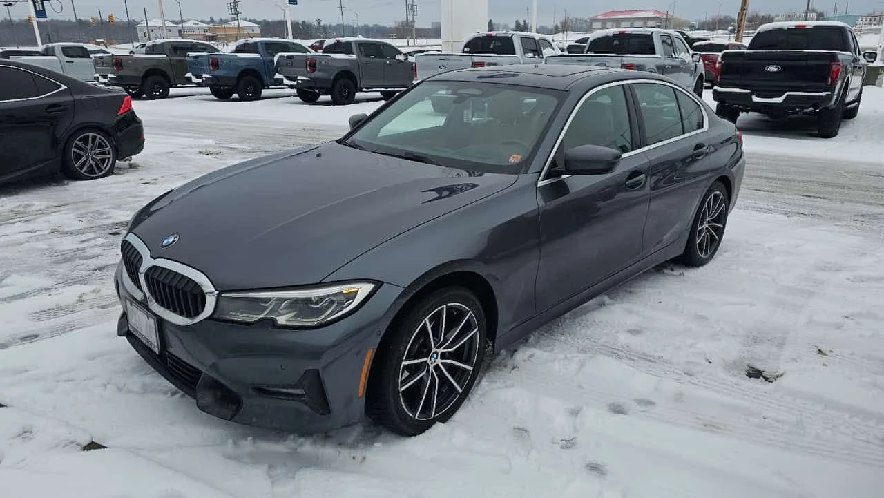 BMW 330 i xDrive/CARFAX/ШИБИДАХ/ПОДГРЕВИ/ДИСТРОНИК/360 CAM