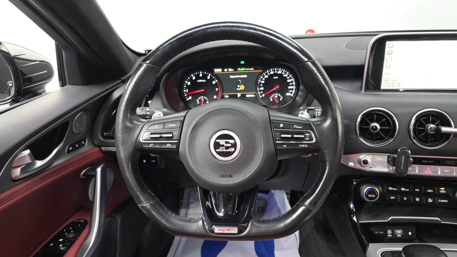 Kia Stinger 3.3T AWD GT autogeorge.com, снимка 12 - Автомобили и джипове - 53964450