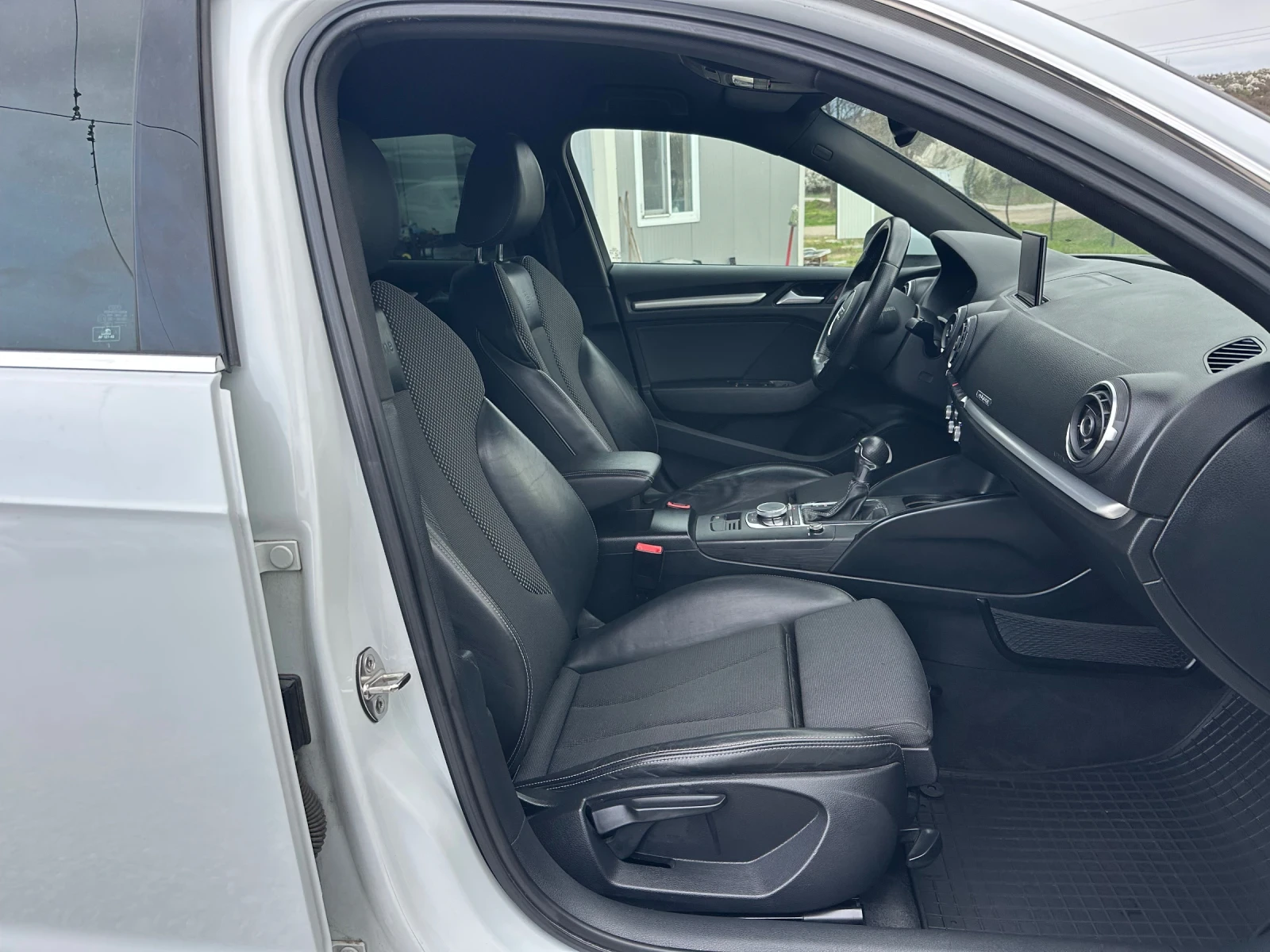 Audi A3 1.4I S line e-tron HYBRID | Mobile.bg � ����������� 12