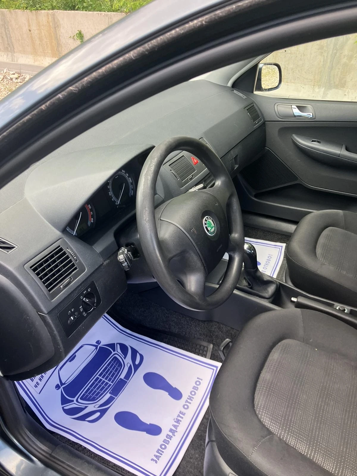 Skoda Fabia, снимка 8 - Автомобили и джипове - 54585604