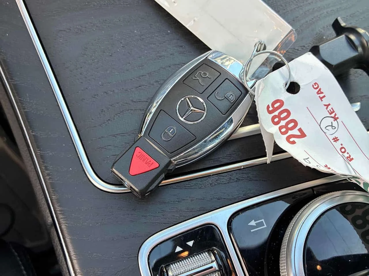 Mercedes-Benz C 400 BURMESTER| PANORAMA| ПОДГРЕВИ| ПАМЕТ| , снимка 15 - Автомобили и джипове - 54914970