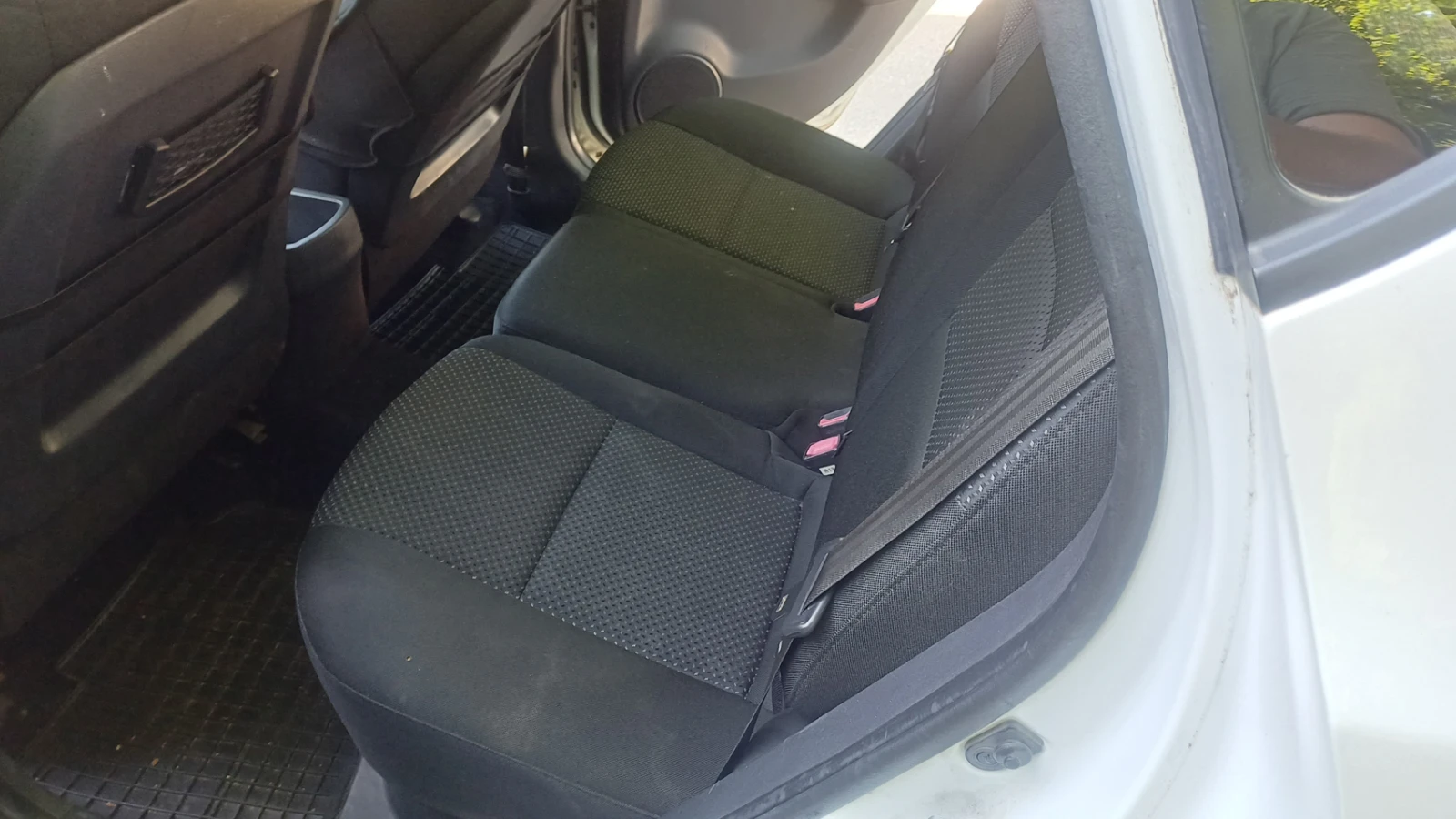 Hyundai I30 1.6 CRDI - N1, снимка 11 - Автомобили и джипове - 55103373