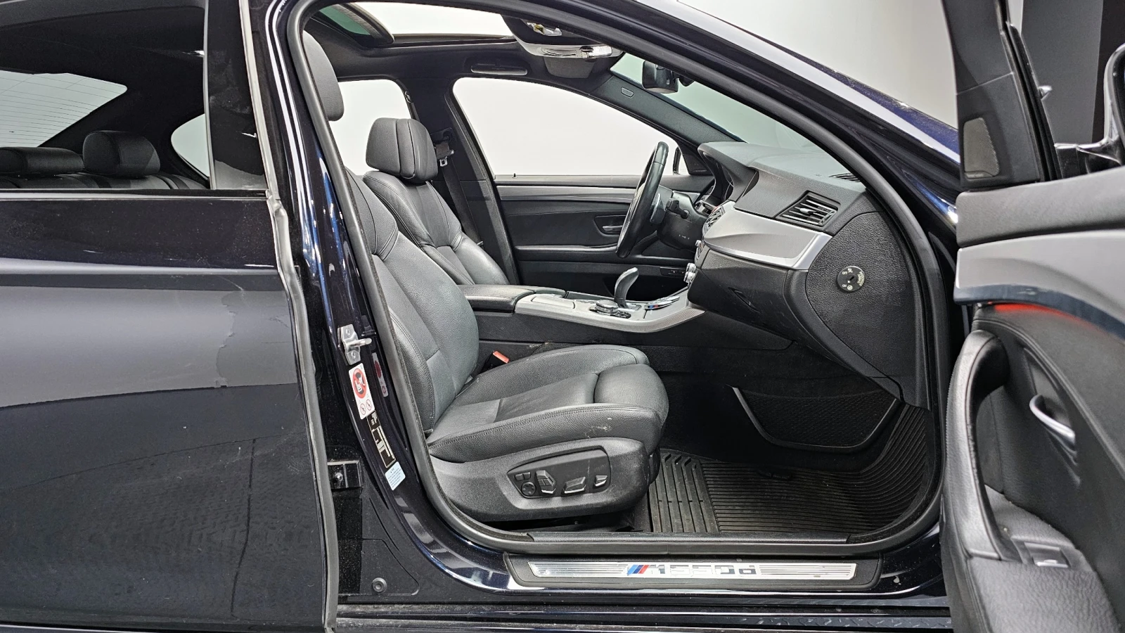 BMW 550 360* Harman* HeadUp* ФИКС ЦЕНА* , снимка 11 - Автомобили и джипове - 55529848