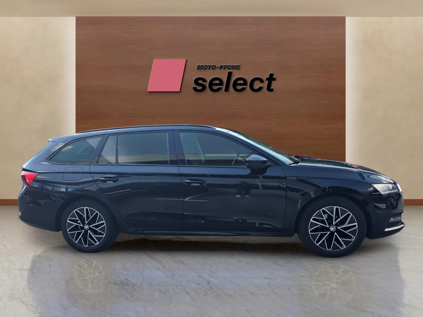 Skoda Octavia 1.5 E-TSI, снимка 4 - Автомобили и джипове - 55619501