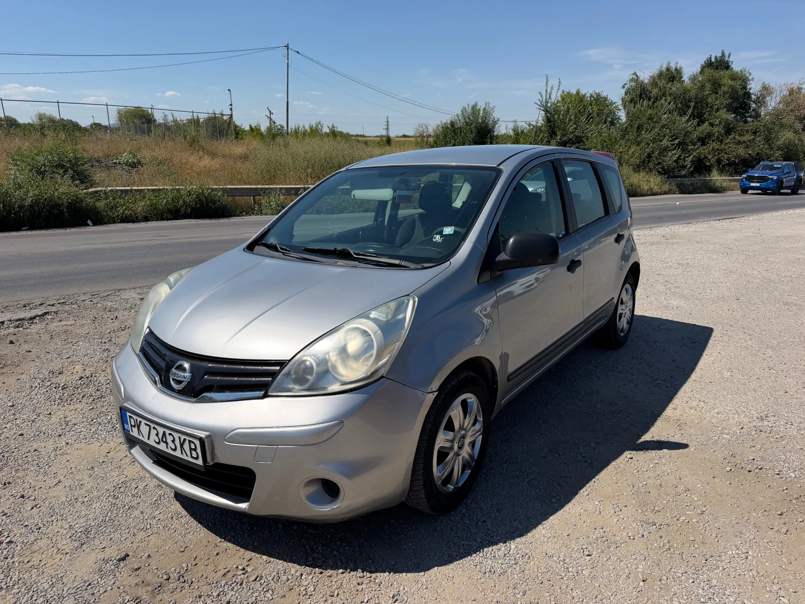 Nissan Note, снимка 3 - Автомобили и джипове - 55752561
