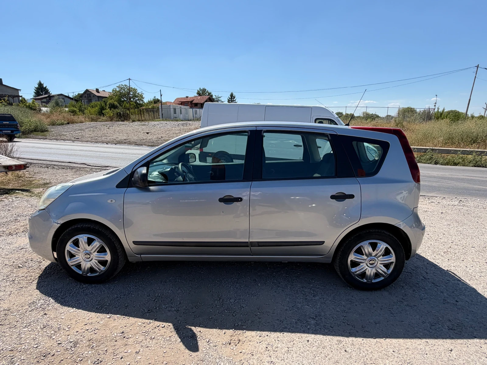Nissan Note, снимка 4 - Автомобили и джипове - 55752561