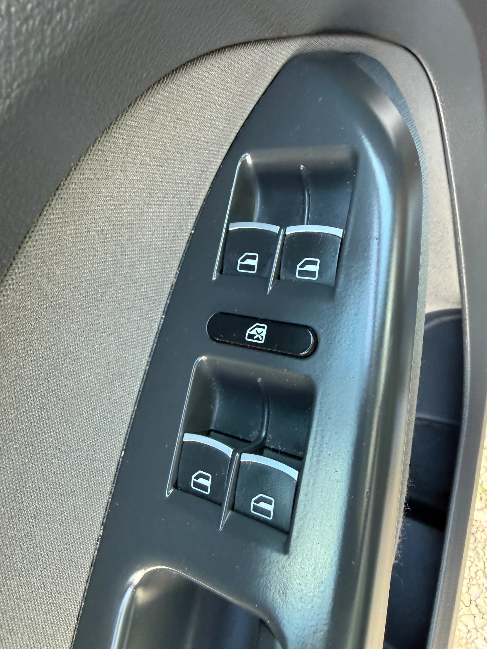 VW Touran 2.0TDI.  Germany, снимка 14 - Автомобили и джипове - 55959223