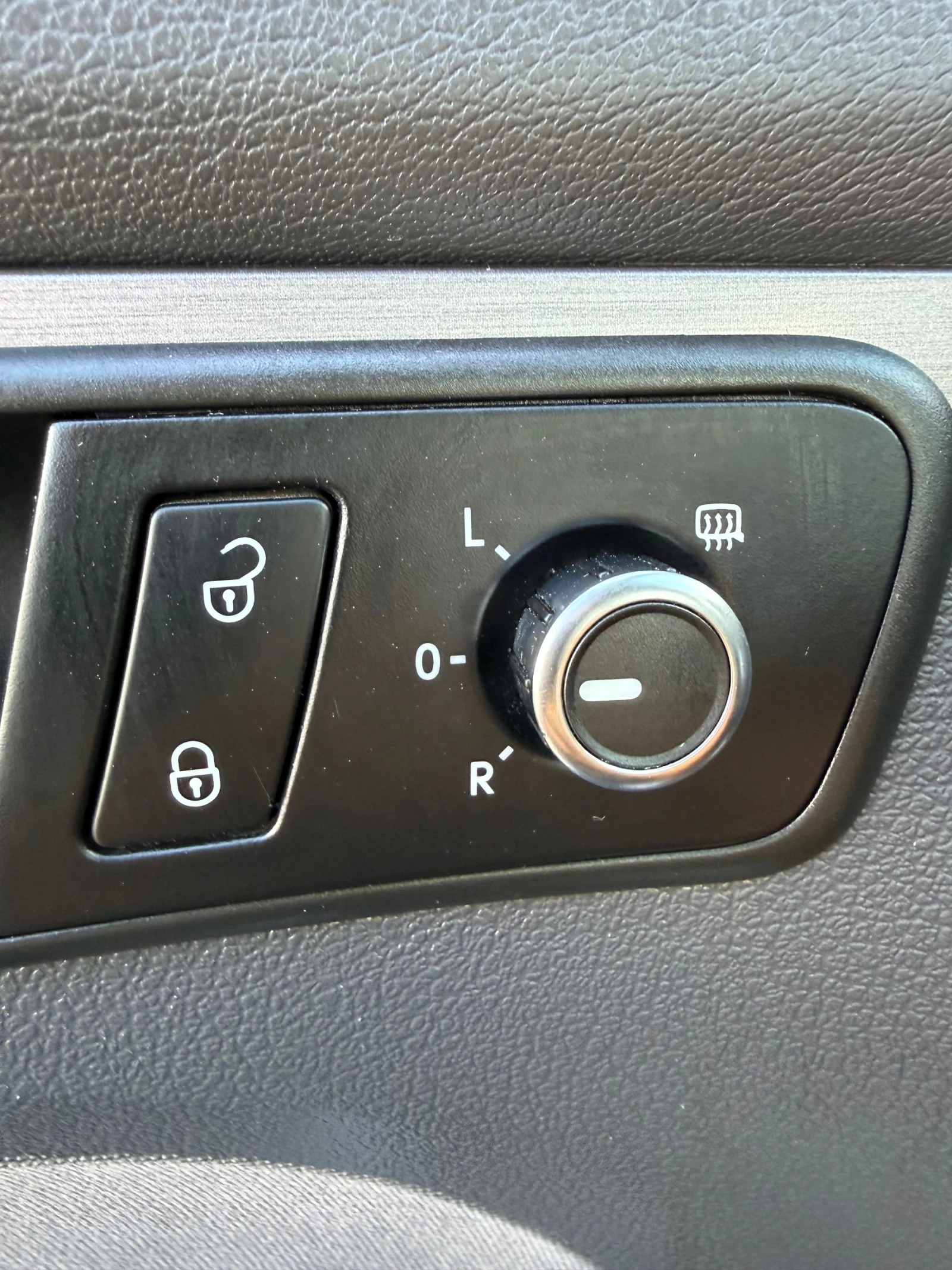 VW Touran 2.0TDI.  Germany, снимка 15 - Автомобили и джипове - 55959223