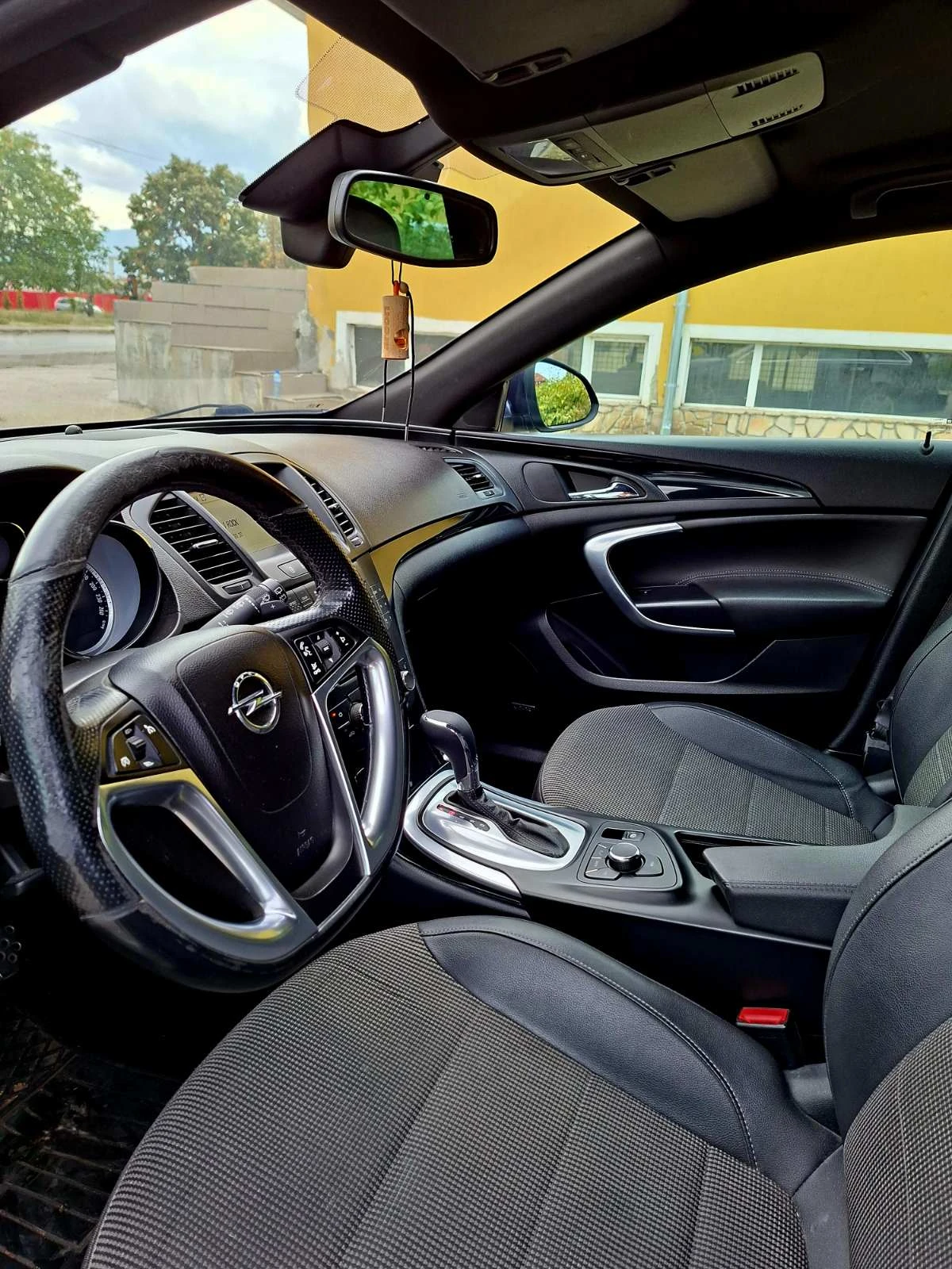 Opel Insignia 2.0 BI-TURBO 4x4/ Sport Tourer / OPC Line, снимка 8 - Автомобили и джипове - 56153018