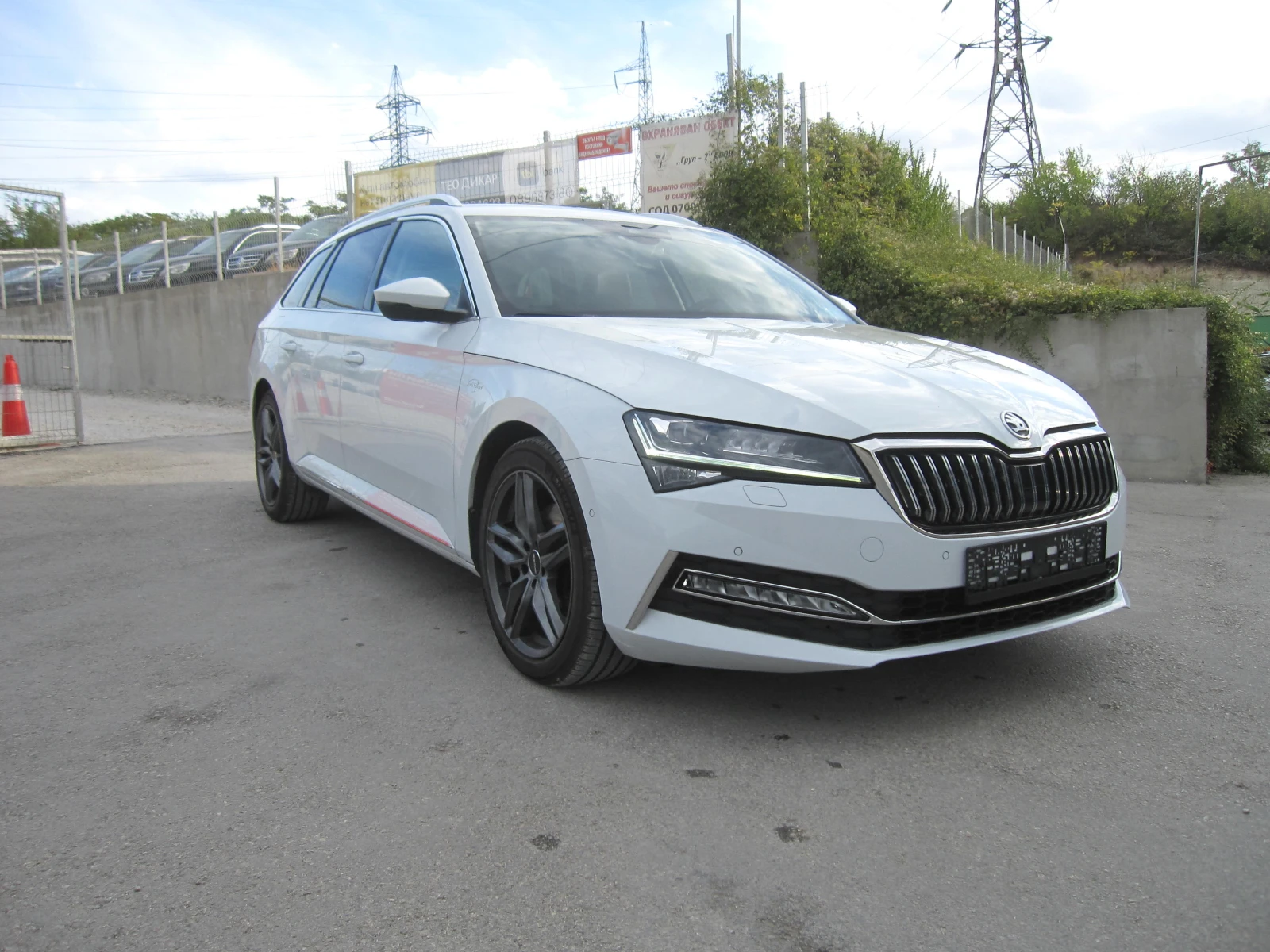 Skoda Superb L&K 4x4 , 2, 0TDI , FULL, снимка 2 - Автомобили и джипове - 56215101