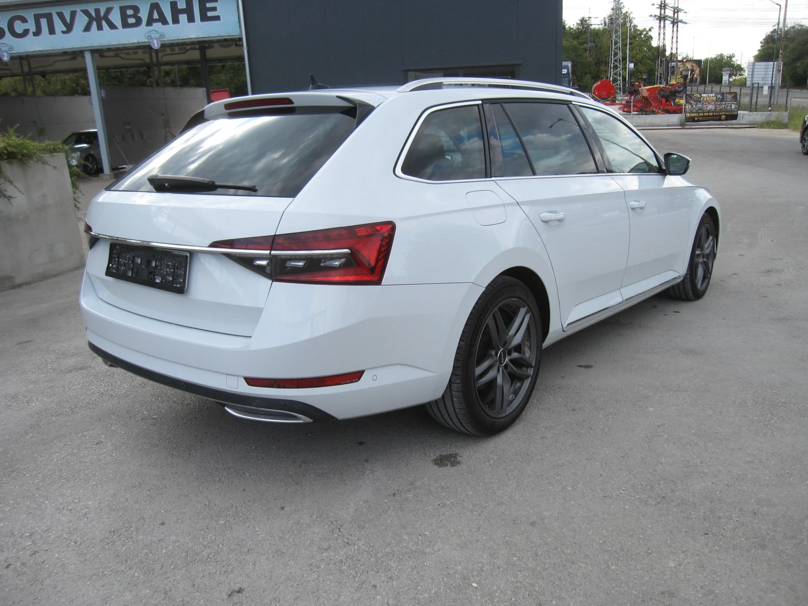 Skoda Superb L&K 4x4 , 2, 0TDI , FULL, снимка 4 - Автомобили и джипове - 56215101