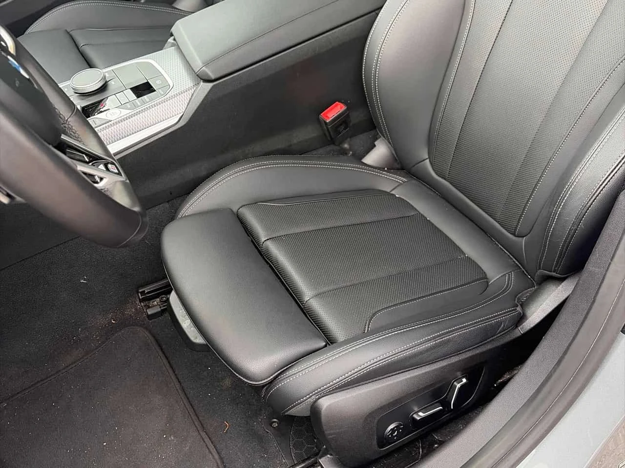 BMW 330 / xDrive / M PACK / HEAD-UP / 360 / ���������� | Mobile.bg � ����������� 17