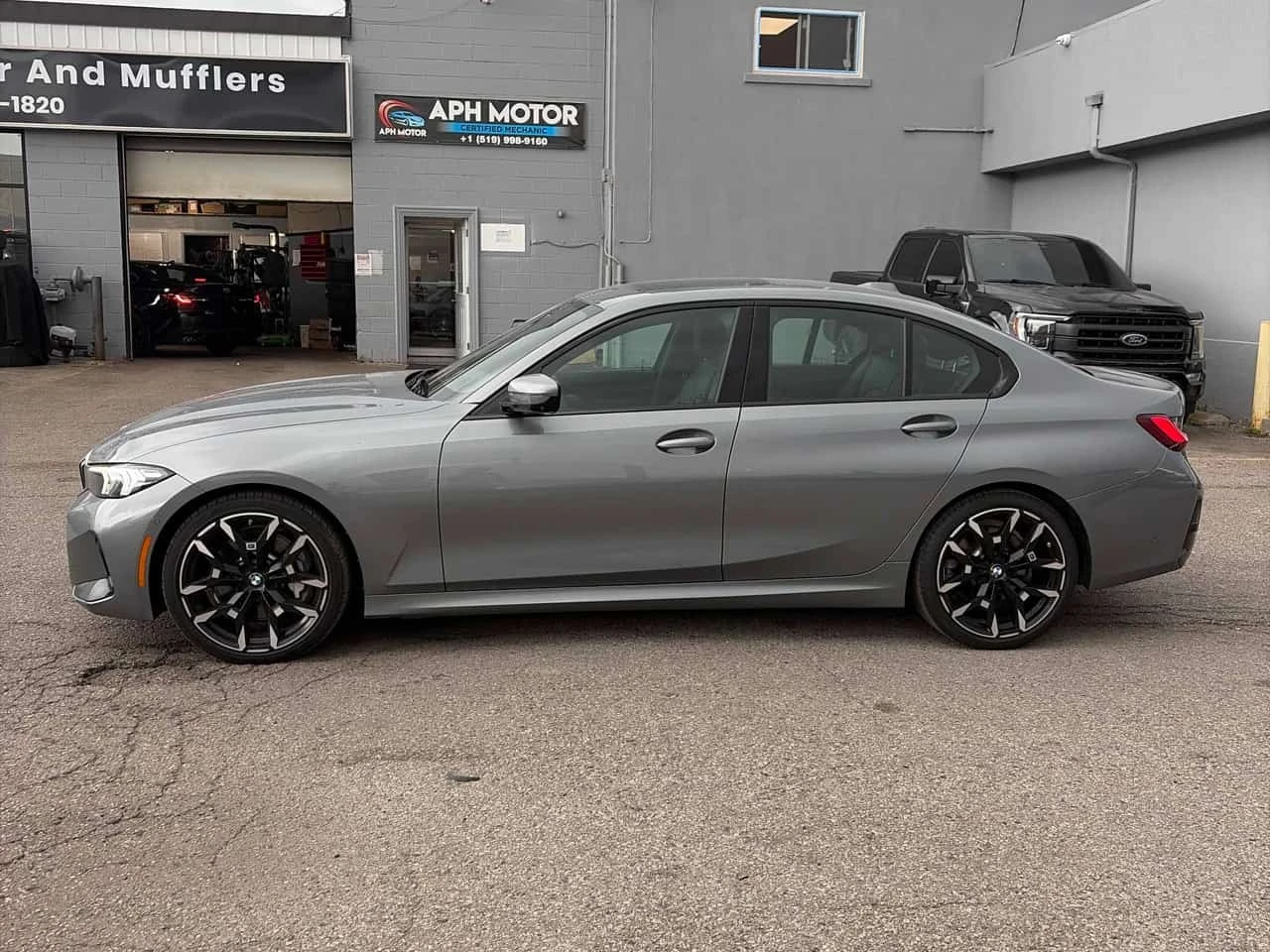 BMW 330 / xDrive / M PACK / HEAD-UP / 360 / ���������� | Mobile.bg � ����������� 2