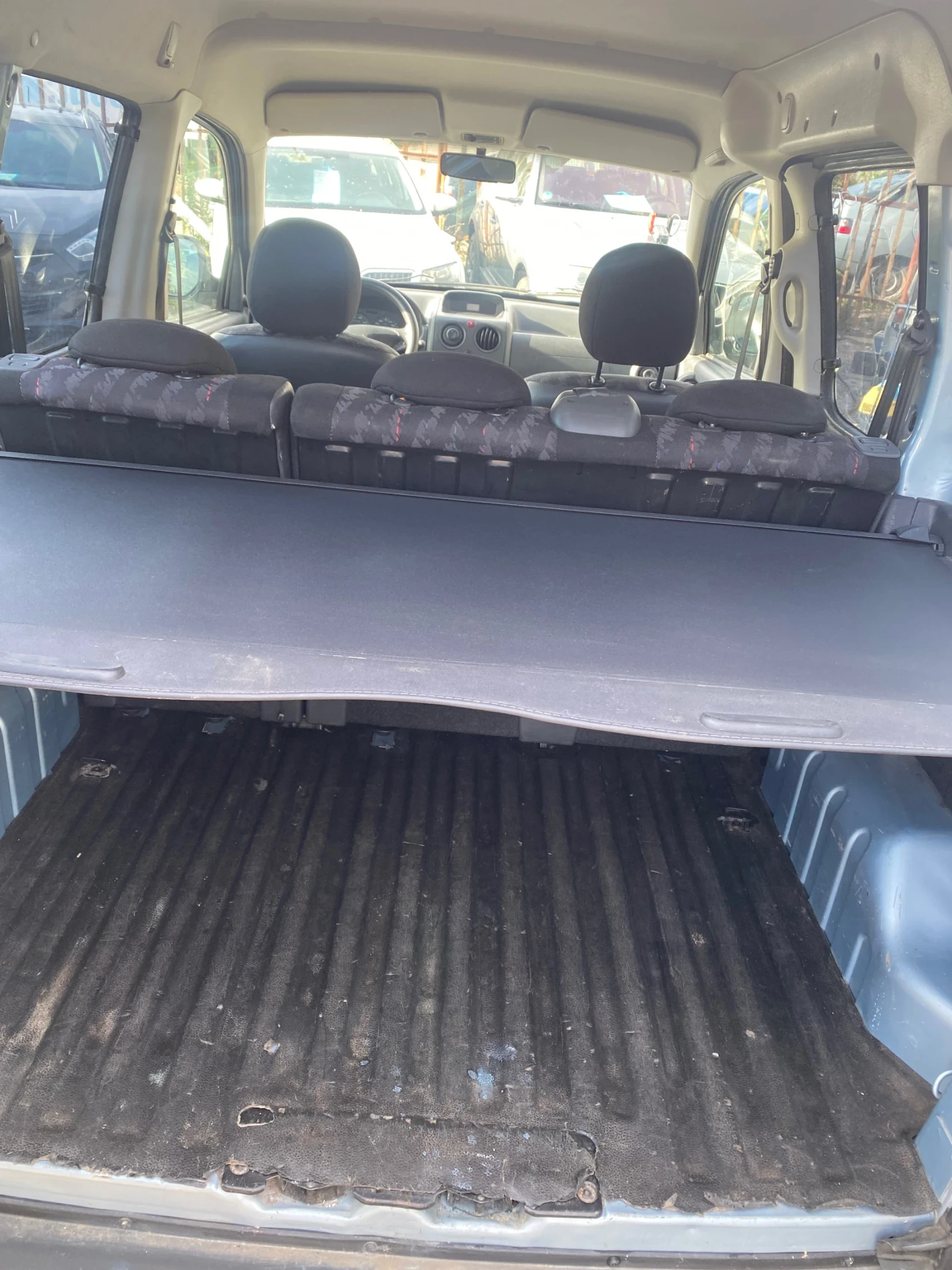 Citroen Berlingo 1.4 Бензин, снимка 5 - Автомобили и джипове - 56523655