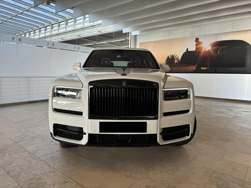 Rolls-Royce Cullinan BLACK BADGE/ BESPOKE/ SHOOTING STAR/ HEAD UP/ 360/, снимка 2 - Автомобили и джипове - 51590188
